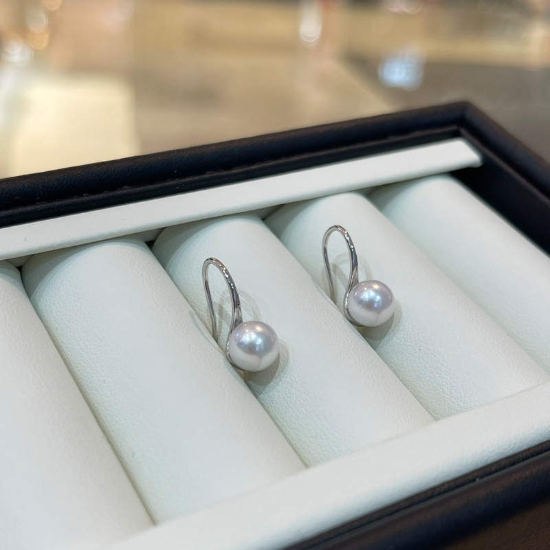 S925 Silver Akoya Saltwater Pearl High Heel Ear Hooks