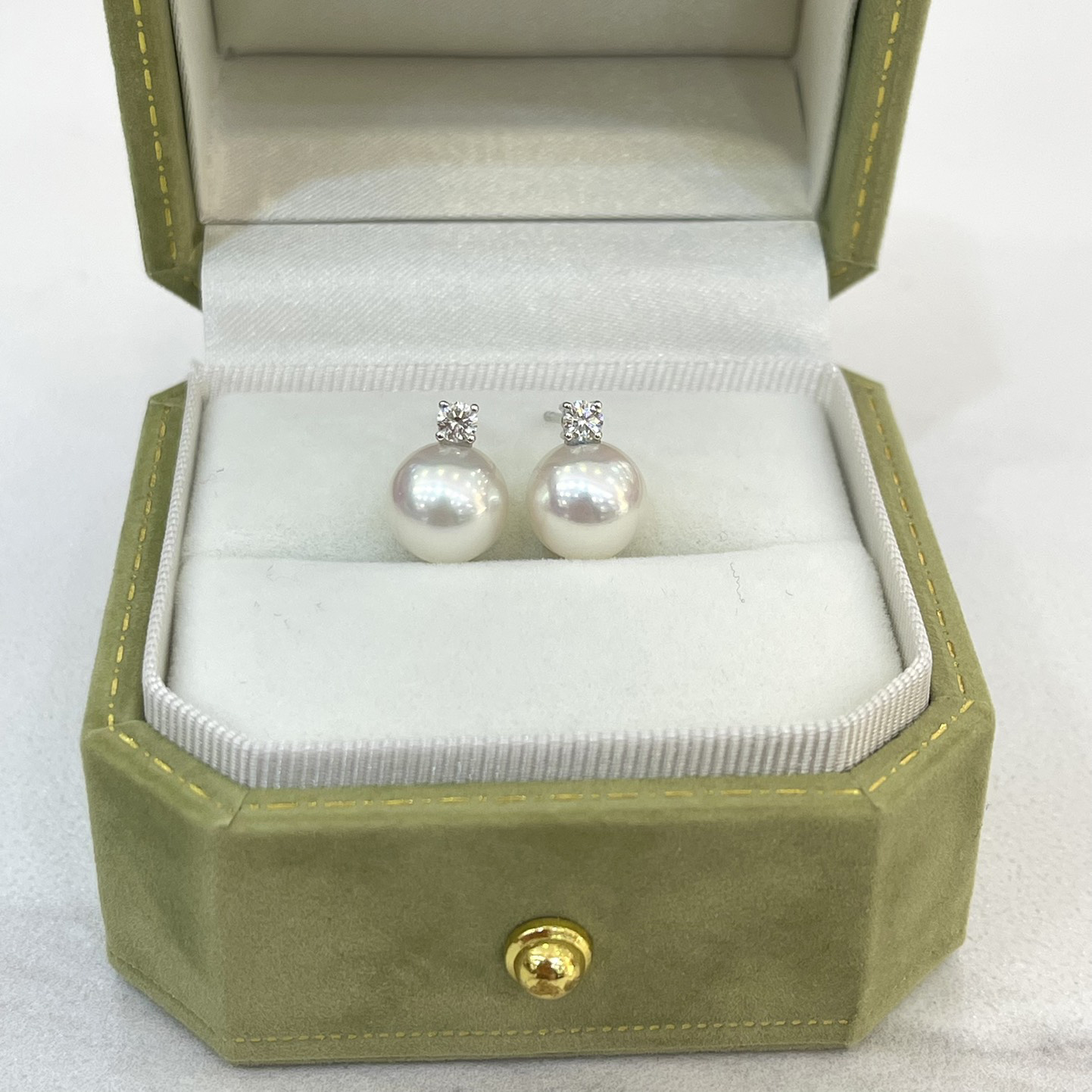 18K Gold Diamond Princess Akoya Pearl Earrings