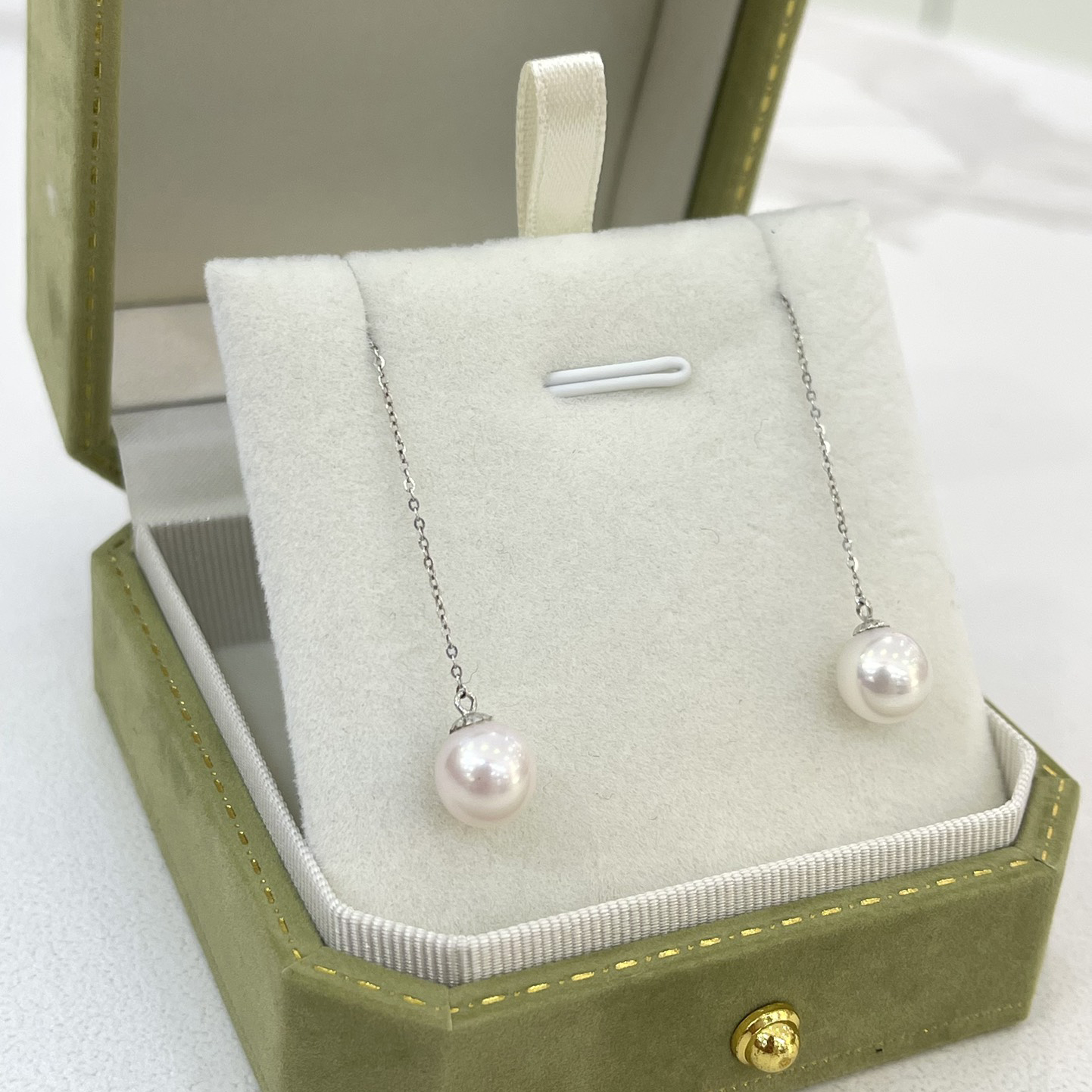 18K Gold Pearl Drop Earrings