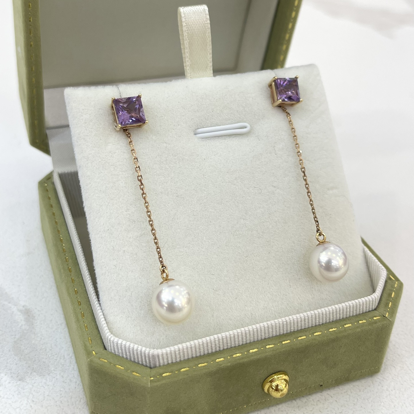 18K Gold Amethyst Akoya Pearl Earrings