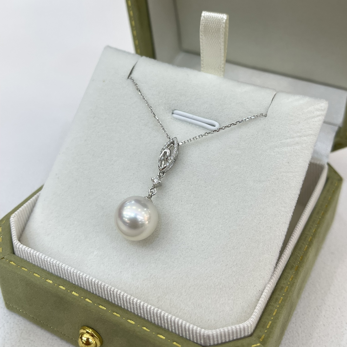 18K Gold Diamond Pearl Pendant(10.3mm)