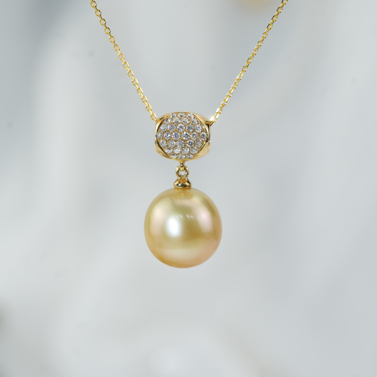 18K Gold-Set South Sea Golden Pearl Pendant